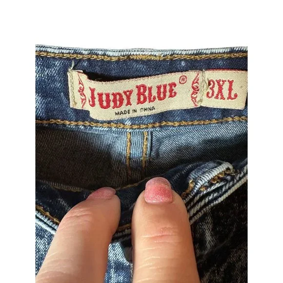 Judy Blue Stretchy Distressed Denim Jeans Acid Wash Light Blue Size 3XL #C5-10‎ - Picture 3 of 11